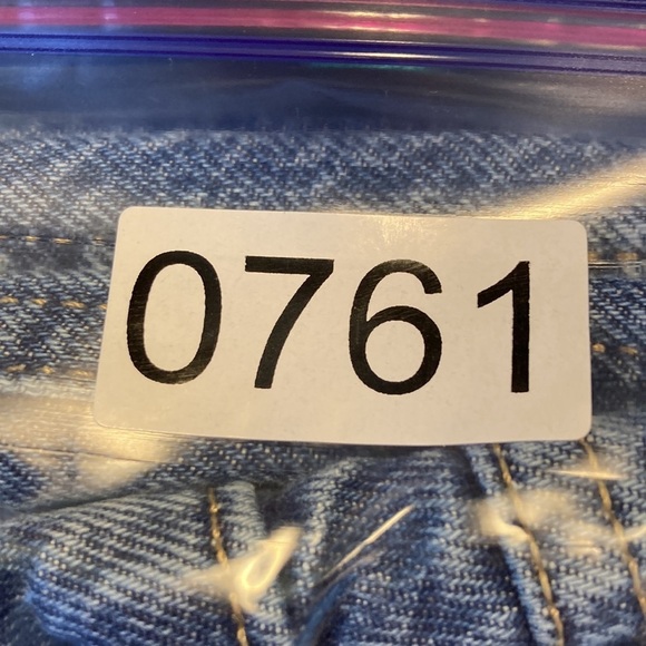 Aritza Sunday Best Jeans Size 8 90’s Bootcut Rigid Denim Elevated Basic Everyday - Picture 15 of 16